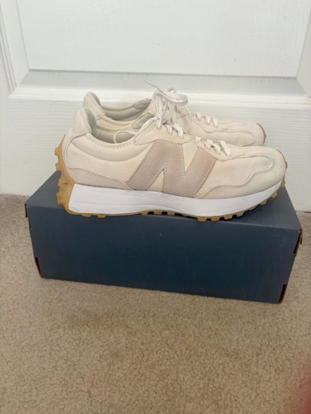New Balance Mode De Vie Lifestyle Lace Up Retro Style Sneakers